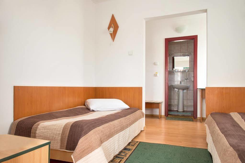 Hotel Beta Cluj-Napoca Exterior foto