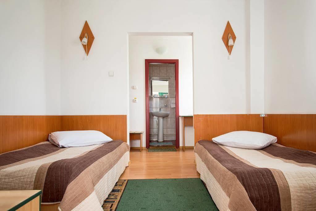 Hotel Beta Cluj-Napoca Exterior foto